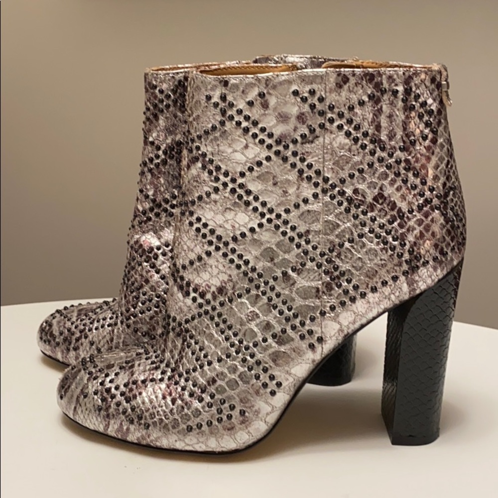 Calvin Klein Jasmine boots